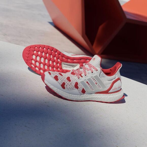 6W - [NEW] Women's adidas UltraBoost 1.0 Running Shoes 'Valentine Day' JR5845 - Picture 3 of 8